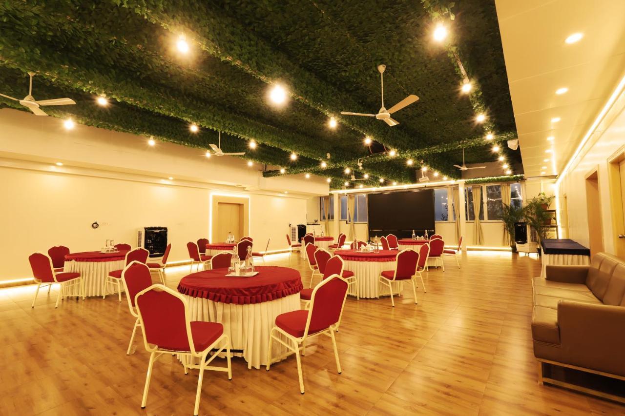 Grand Regency Rajajinagar, Iskcon Temple - Wtc Hotel Бангалор Екстериор снимка
