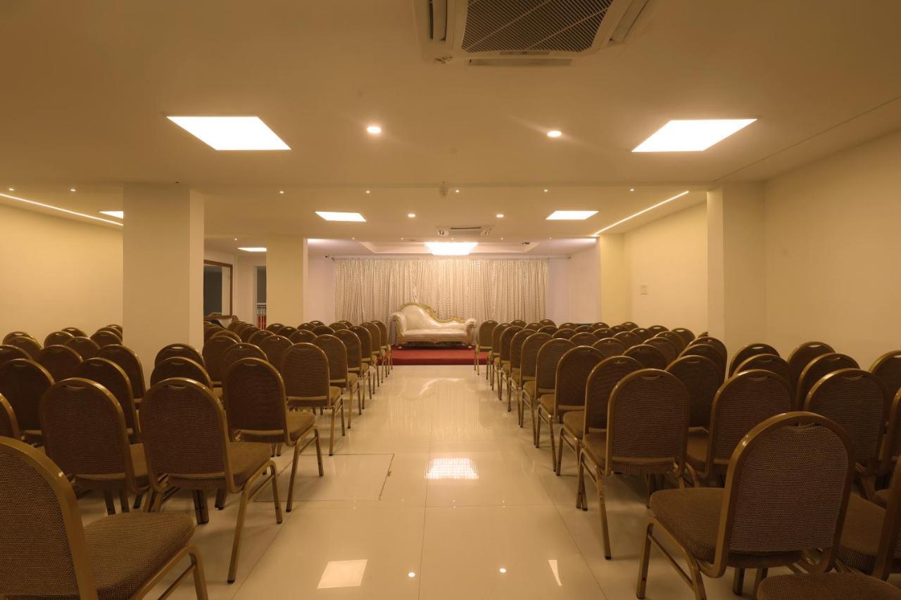 Grand Regency Rajajinagar, Iskcon Temple - Wtc Hotel Бангалор Екстериор снимка