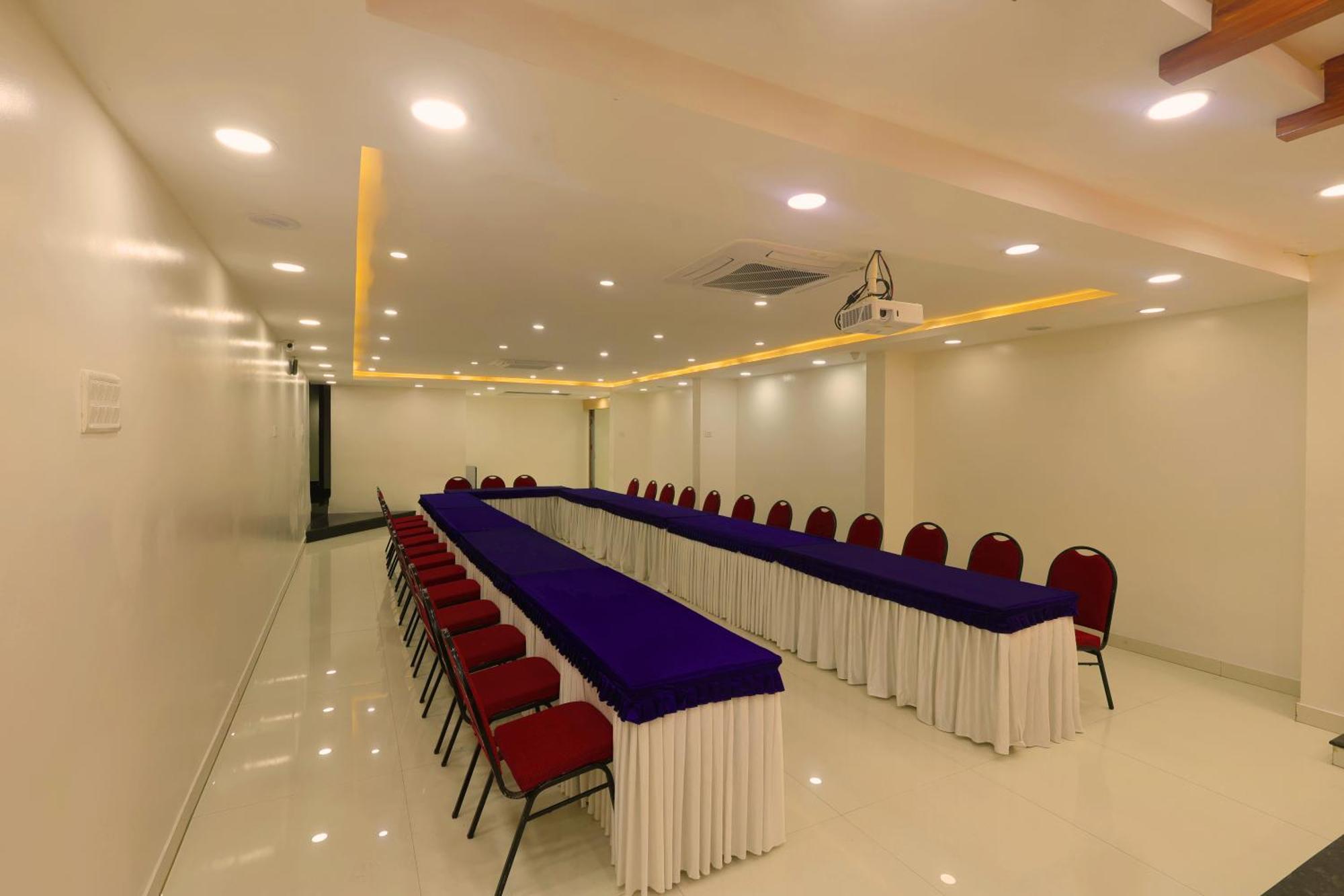 Grand Regency Rajajinagar, Iskcon Temple - Wtc Hotel Бангалор Екстериор снимка