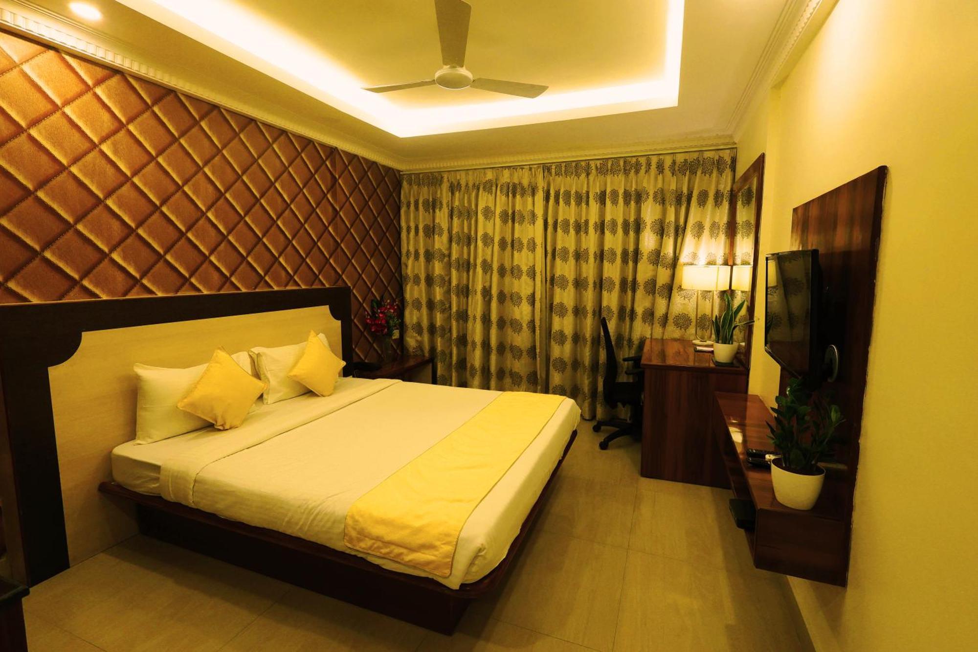 Grand Regency Rajajinagar, Iskcon Temple - Wtc Hotel Бангалор Екстериор снимка