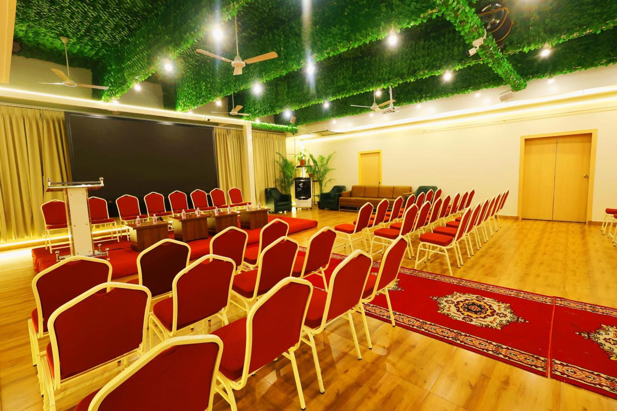 Grand Regency Rajajinagar, Iskcon Temple - Wtc Hotel Бангалор Екстериор снимка